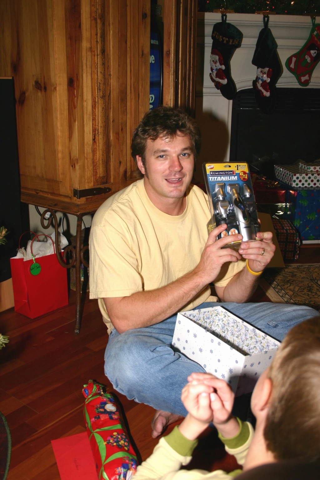 Hildebrand Christmas ScreenSaver/1024x768_2005-12-24-64 Christmas Eve J&K.jpg